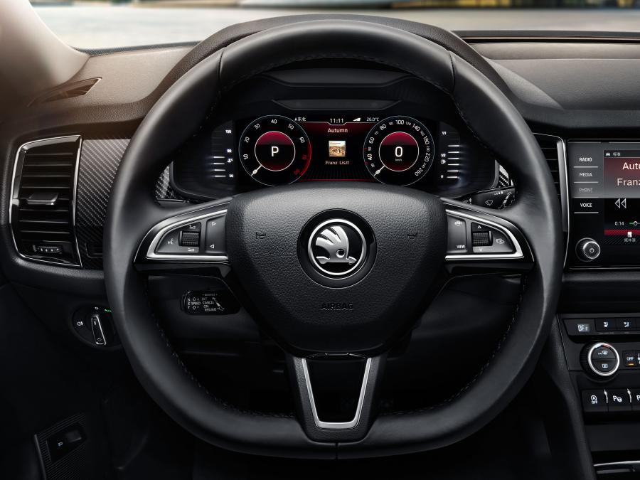 Панель приборов Skoda Kodiaq GT 2018 года  (CN) (фото 16 из 21)